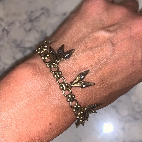 Chloe + Isabelle Aventine bracelet - Picture 2 of 3